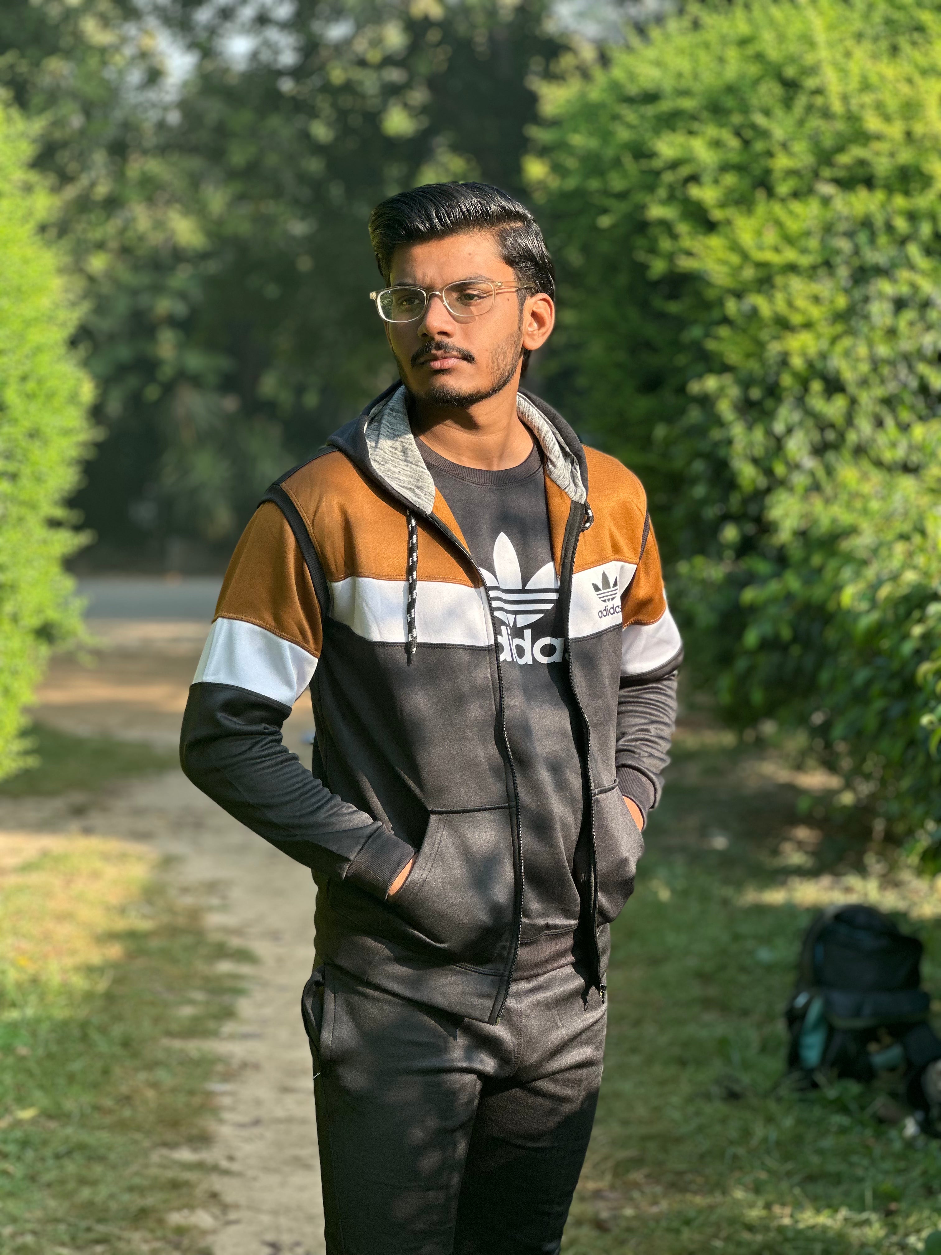 WarmEdge Sportswear — stay ahead, stay warm